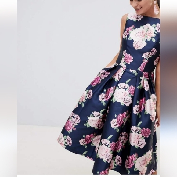 Chi Chi London Satin Midi Dress in Floral Print Wedding Guest - Picture 9 of 9